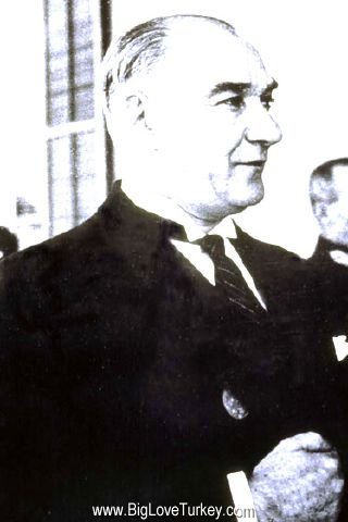 ataturk1.jpg