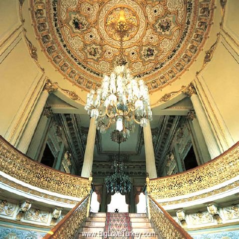 dolmabahcepalace6.jpg